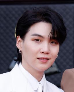 SUGA（BTS） 