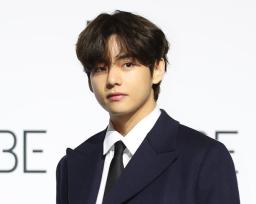 V（BTS）