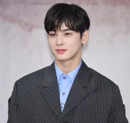 チャウヌ（ASTRO） ［차은우］