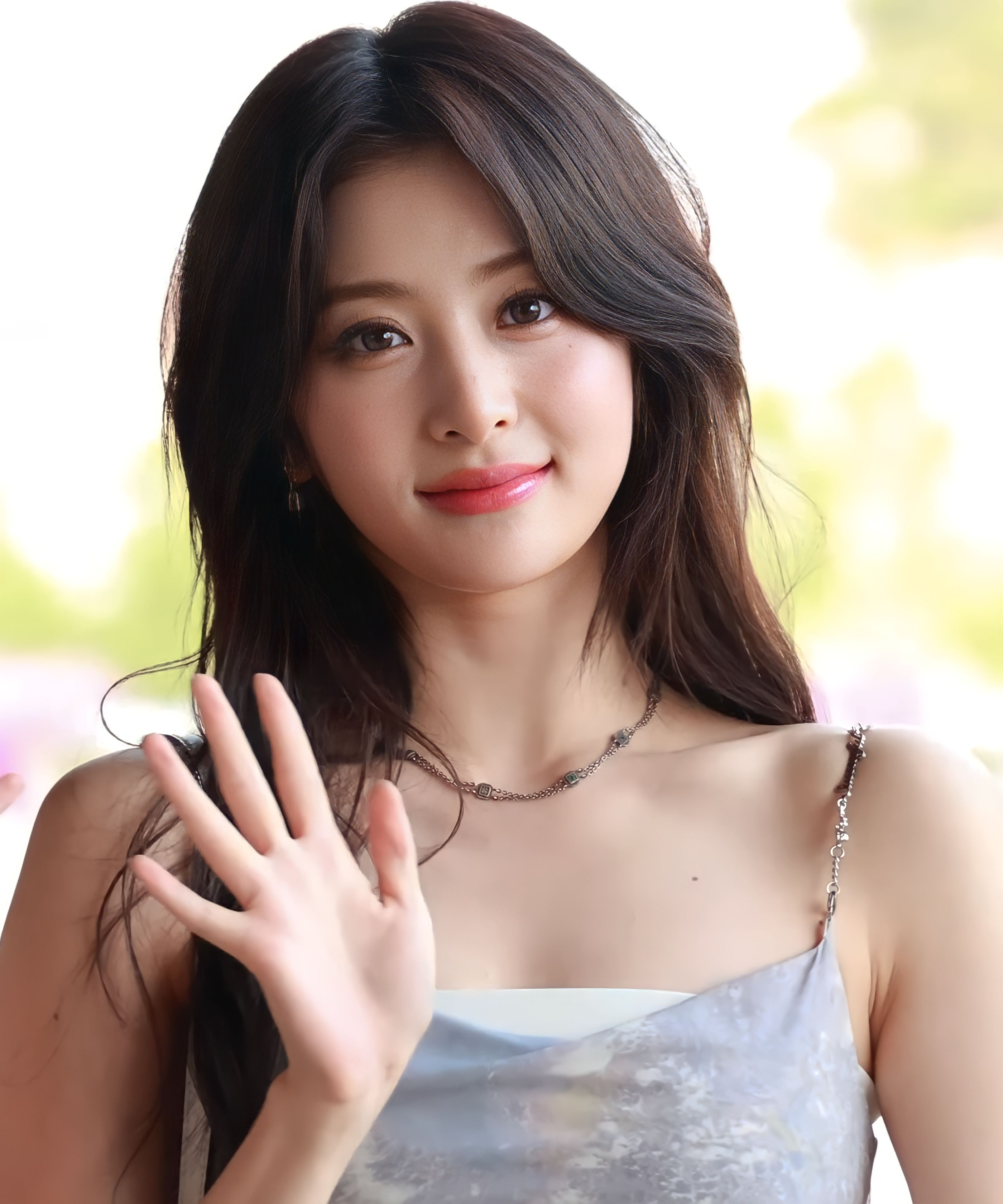 LE SSERAFIM 허윤진 許允真 Huh Yunjin | - 250706 Huh Yunjin