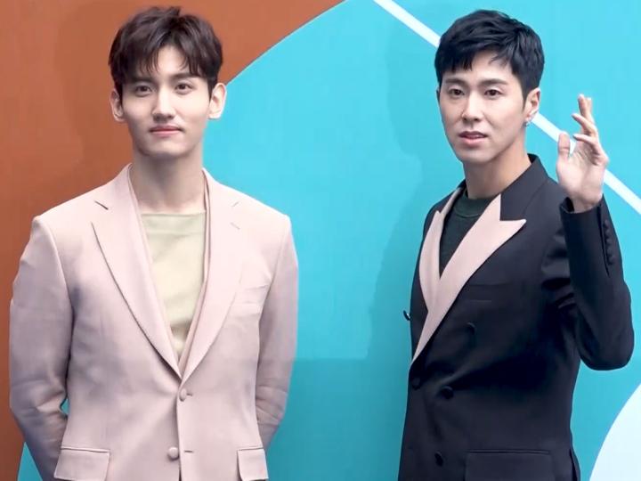 東方神起 ［동방신기］