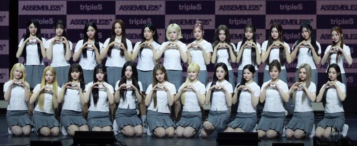 コトネ（tripleS） ［코토네］