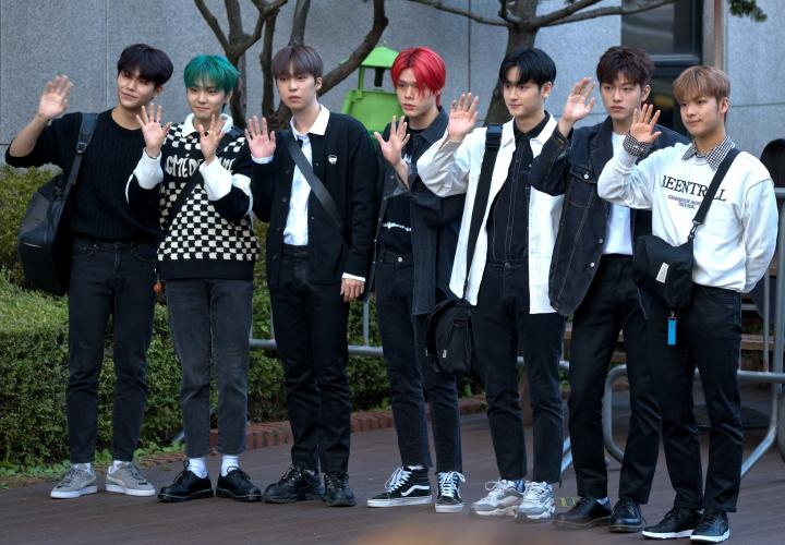 イ・シン（GHOST9） ［이신］