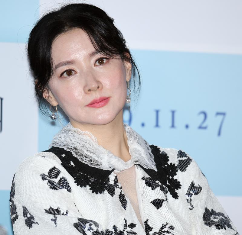 レジェンド級の美しさ！50代人気韓国女優の髪型・メイクを徹底調査！